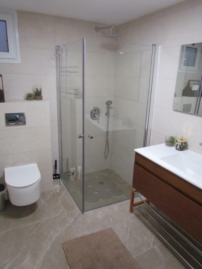 Eleni Apartment Eilat Exterior photo